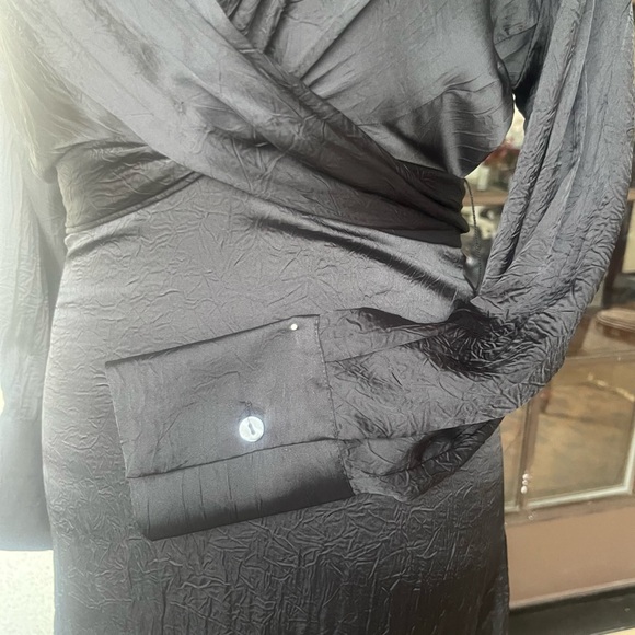 Mango black waist wraparound dress perfect for the Holidays - Picture 8 of 13